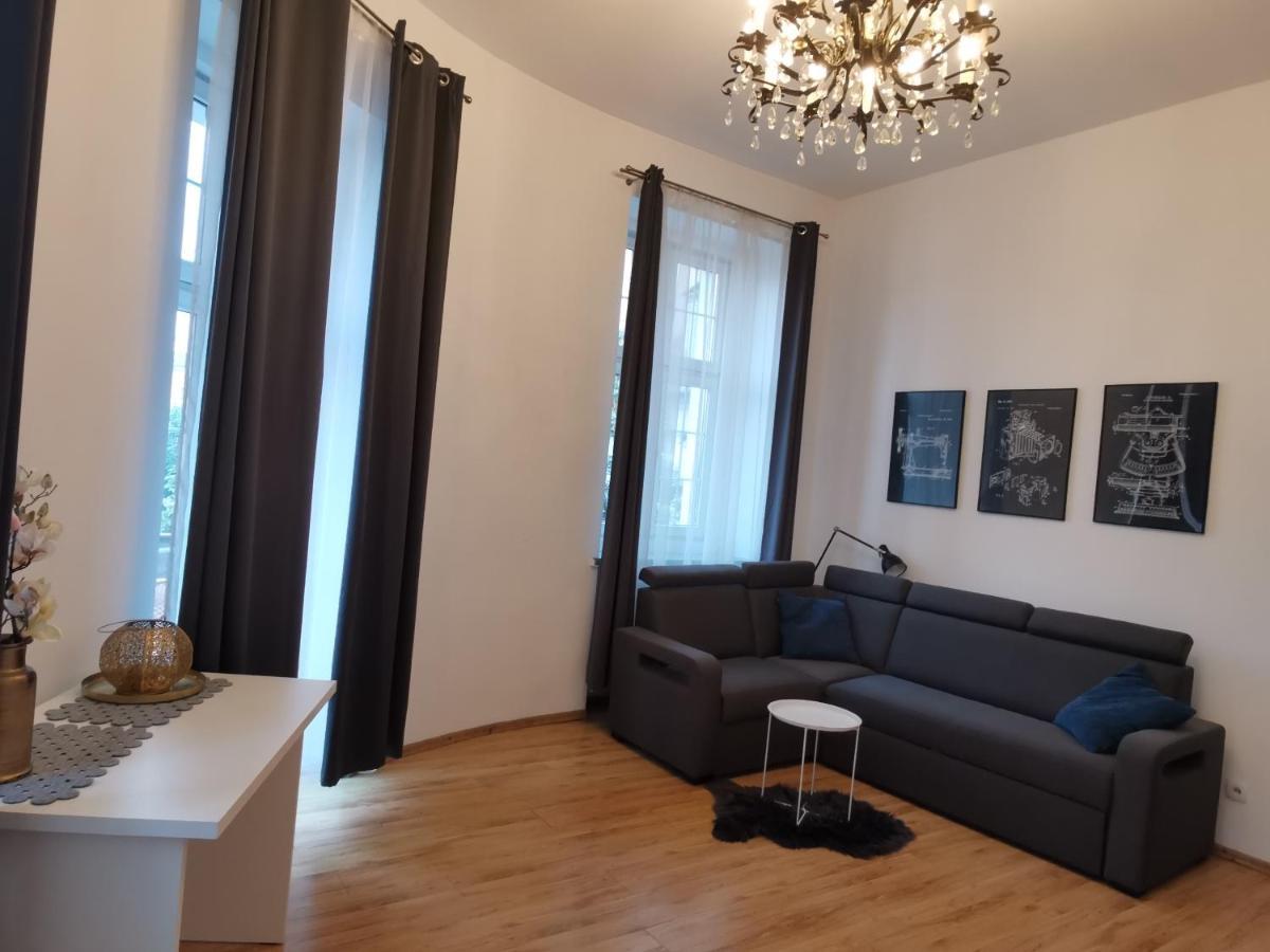 Apartament Na Rynku W Gnieznie Gniezno Ngoại thất bức ảnh